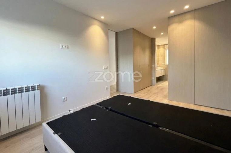 Apartamento T3 para Venda em Ferreiros e Gondizalves Foto 37