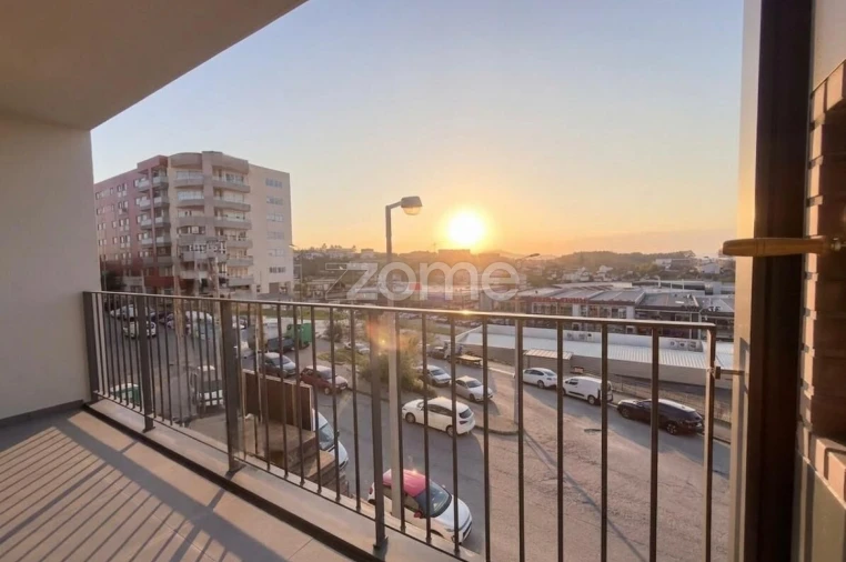 Apartamento T3 para Venda em Ferreiros e Gondizalves Foto 22