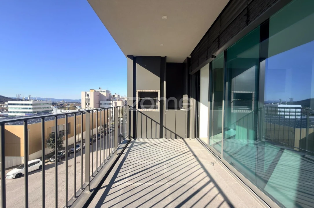 Apartamento T3 para Venda em Ferreiros e Gondizalves Foto 19