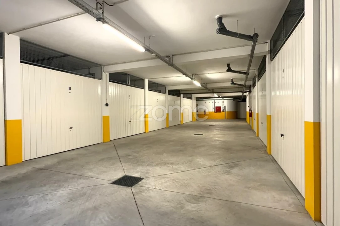 Apartamento T3 para Venda em Ferreiros e Gondizalves Foto 40