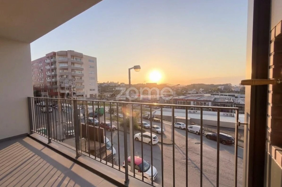 Apartamento T3 para Venda em Ferreiros e Gondizalves Foto 22