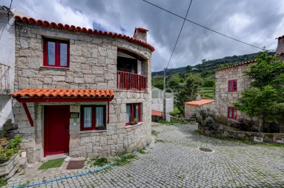Quinta T10 para Venda em Santiago