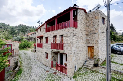 Quinta T10 para Venda em Santiago