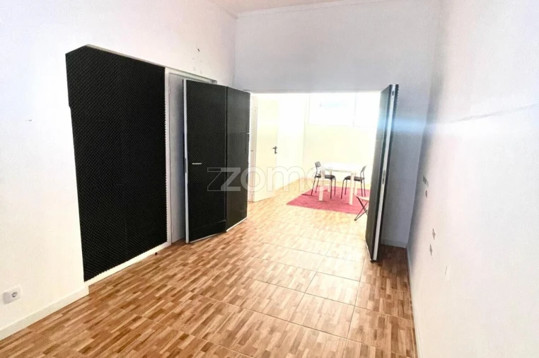 Negócio para Arrendamento em Carcavelos e Parede Foto 10