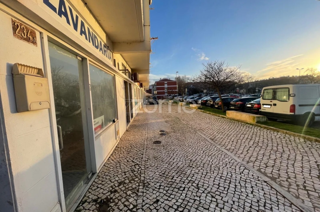 Negócio para Arrendamento em Carcavelos e Parede Foto 4
