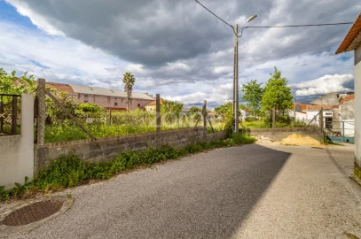 Terreno para Venda em Santiago e São Simão de Litém e Albergaria dos Doze