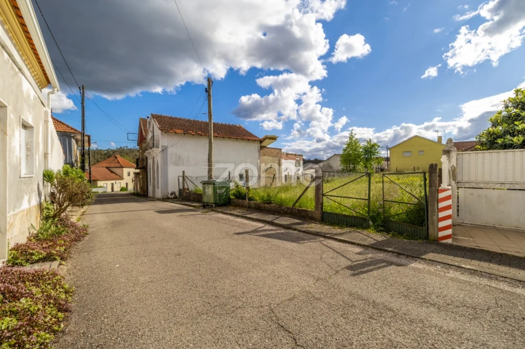 Terreno para Venda em Santiago e São Simão de Litém e Albergaria dos Doze Foto 2