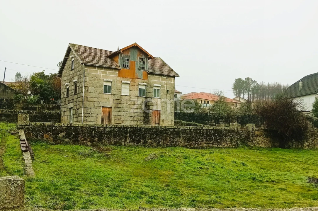 Moradia T4 para Venda em Mamouros, Alva e Ribolhos Foto 1