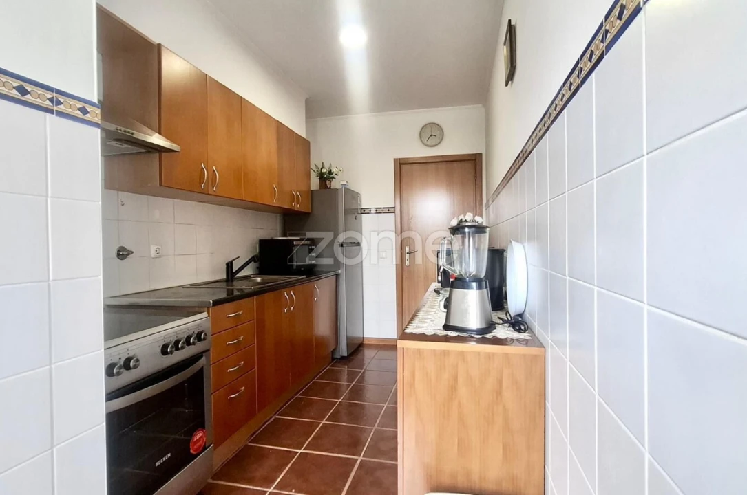 Apartamento T2 para Venda em Rabo de Peixe Foto 6