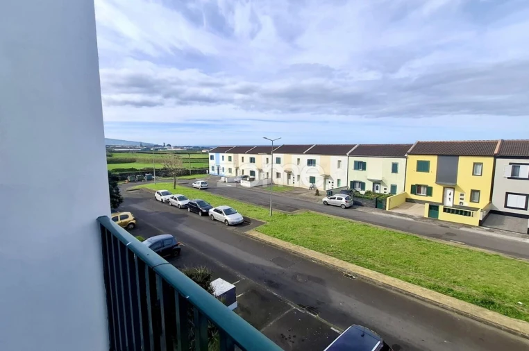 Apartamento T2 para Venda em Rabo de Peixe Foto 15