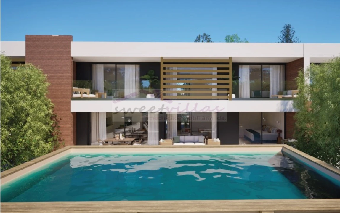 Moradia T4 para Venda em Albufeira e Olhos de Água Foto 8