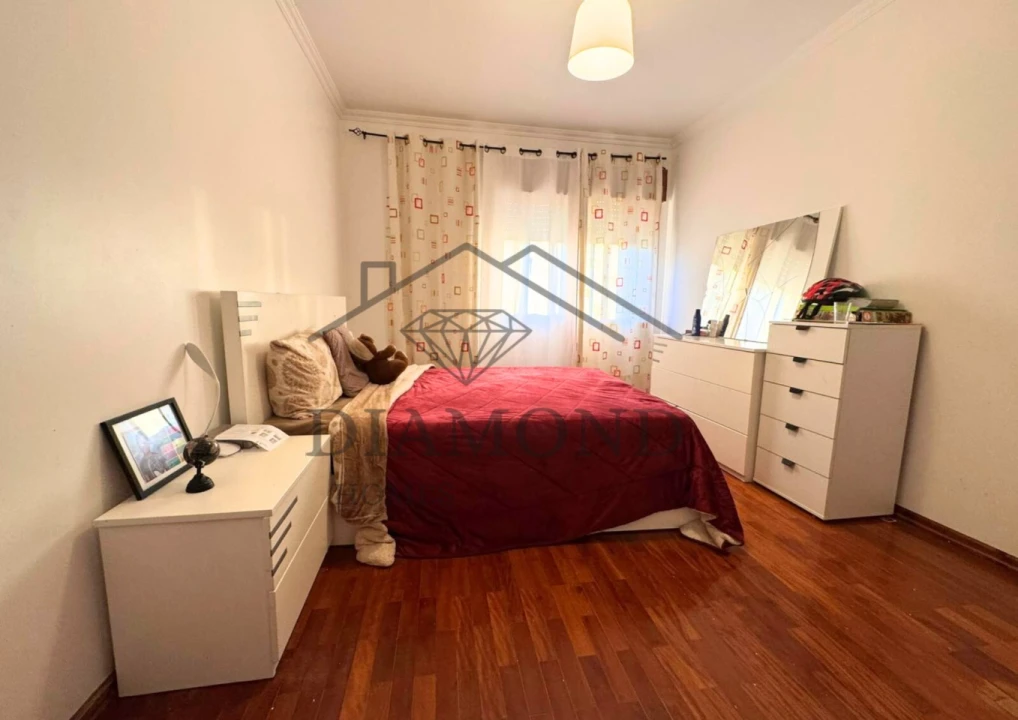 Apartamento T4 para Venda em Alpiarça Foto 13