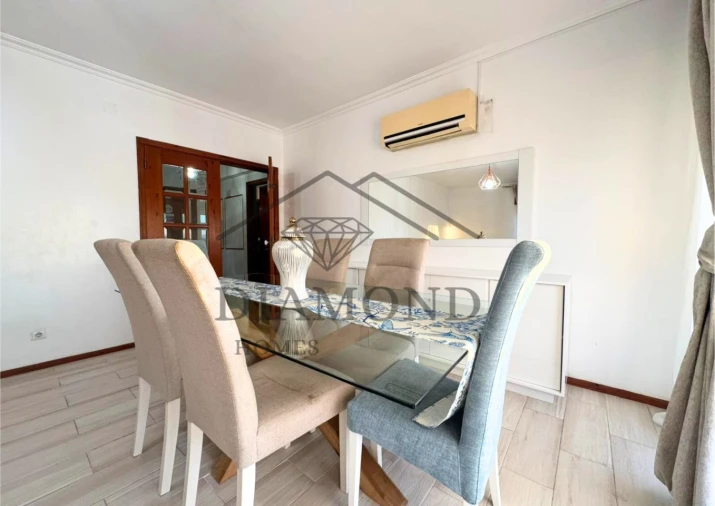 Apartamento T4 para Venda em Alpiarça Foto 3