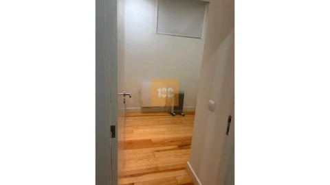 Apartamento T2 para Venda em Cedofeita, Santo Ildefonso, Sé, Miragaia, São Nicolau e Vitória