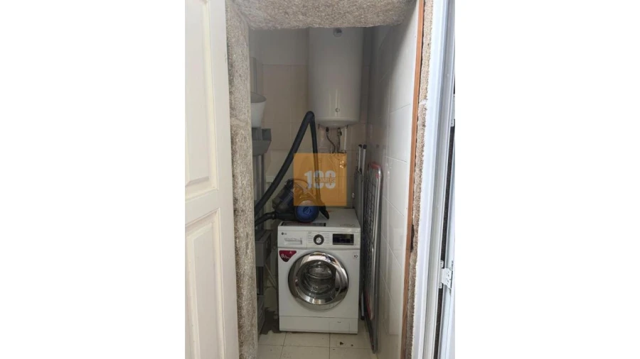 Apartamento T2 para Venda em Cedofeita, Santo Ildefonso, Sé, Miragaia, São Nicolau e Vitória Foto 21