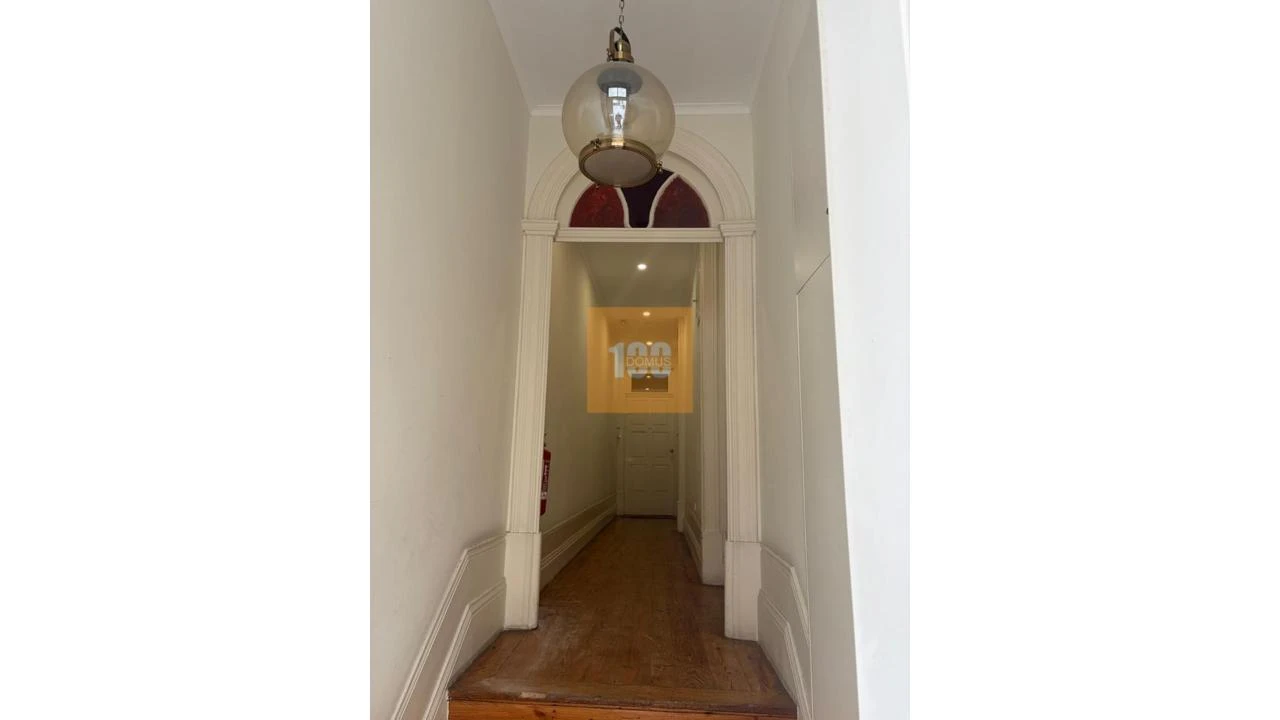 Apartamento T2 para Venda em Cedofeita, Santo Ildefonso, Sé, Miragaia, São Nicolau e Vitória Foto 2