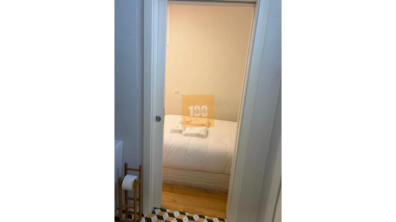 Apartamento T2 para Venda em Cedofeita, Santo Ildefonso, Sé, Miragaia, São Nicolau e Vitória Foto 15