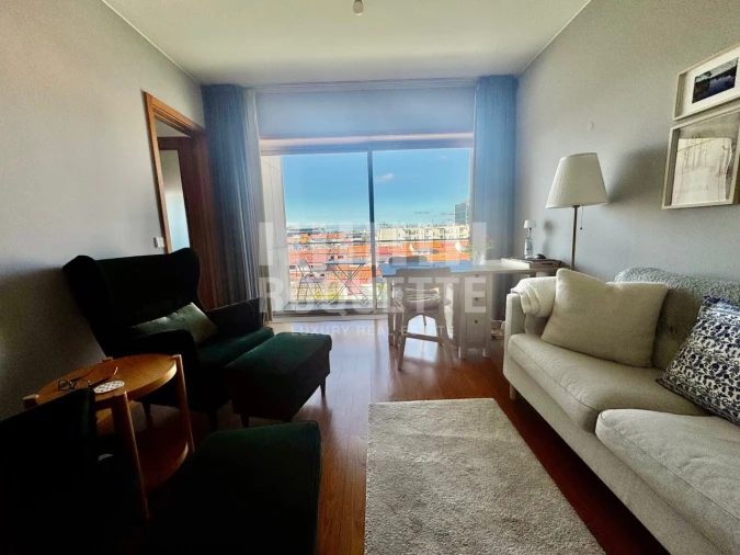 Apartamento T1 para Arrendamento em Ramalde Foto 4