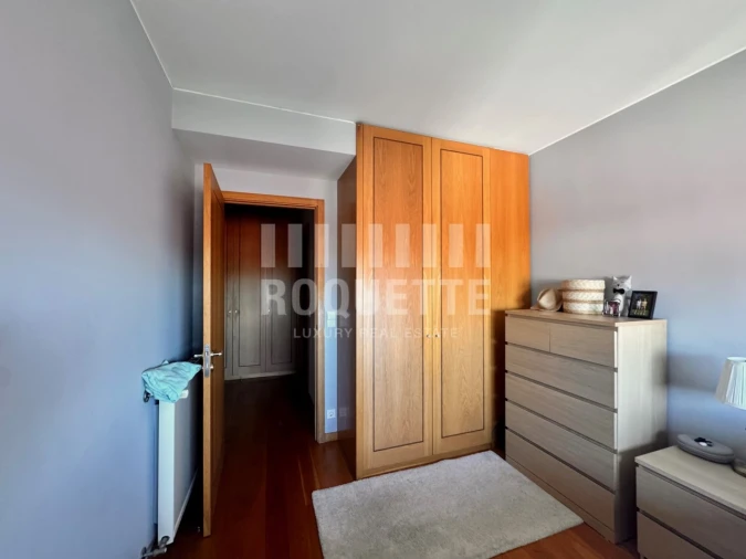 Apartamento T1 para Arrendamento em Ramalde Foto 7