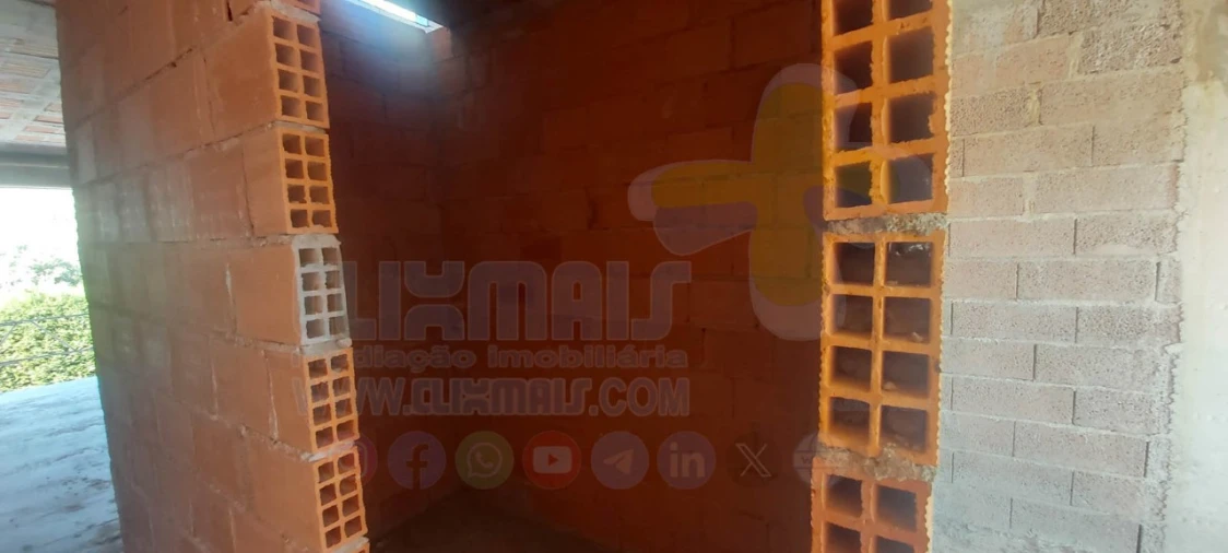 Moradia T3 para Venda em Nogueira, Fraião e Lamaçães Foto 26