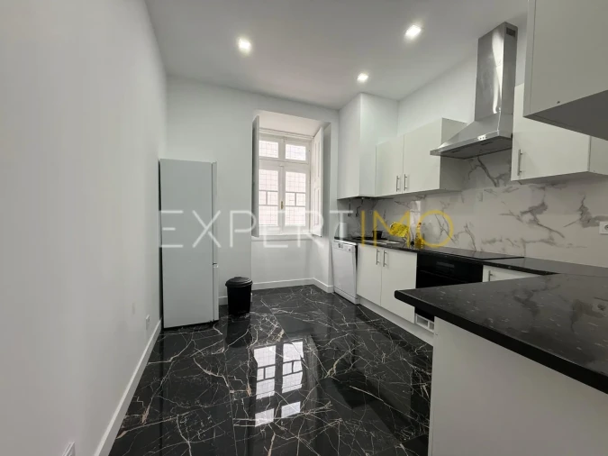 Apartamento T7 para Venda em Sé Nova, Santa Cruz, Almedina e São Bartolomeu Foto 2