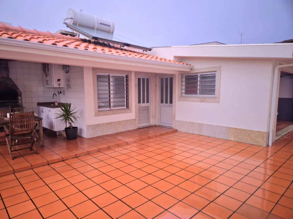 Moradia T5 para Venda em Mindelo Foto 23