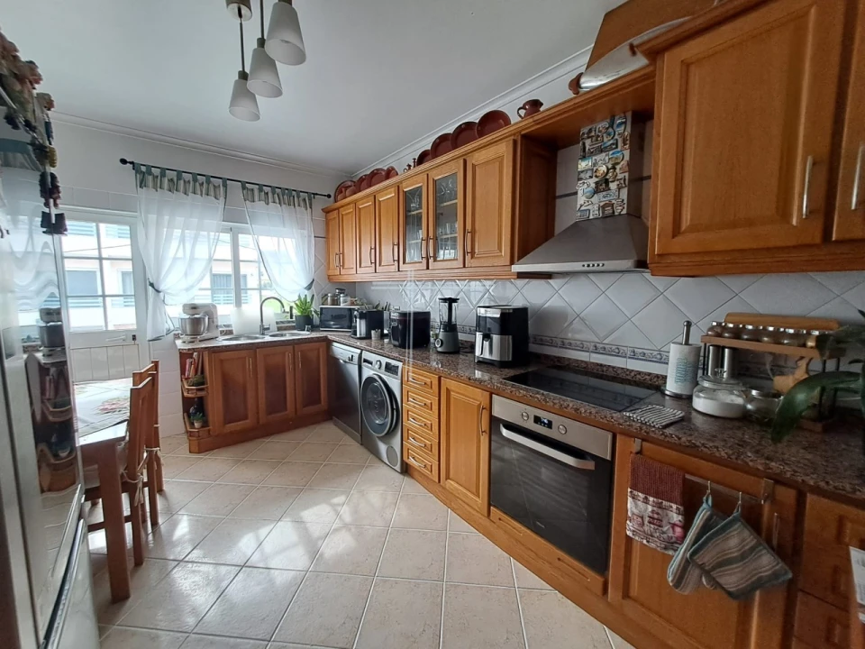 Moradia T3 para Venda em Corroios Foto 2