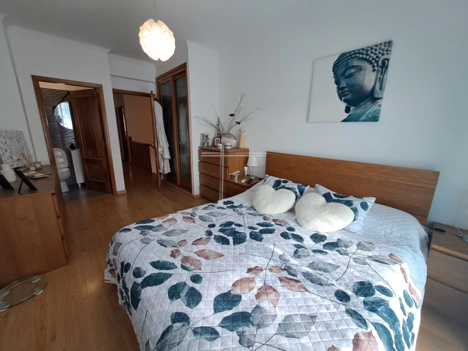 Moradia T3 para Venda em Corroios Foto 16