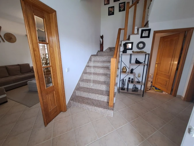 Moradia T3 para Venda em Corroios Foto 3