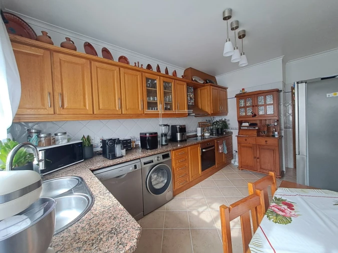 Moradia T3 para Venda em Corroios Foto 7