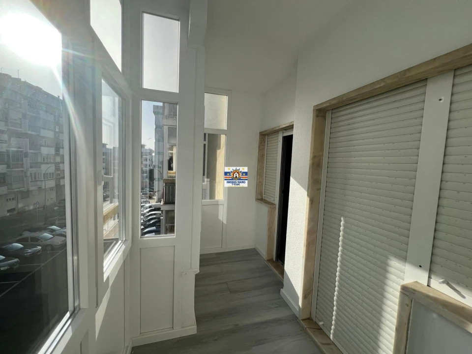 Apartamento T2 para Venda em Oeiras e São Julião da Barra, Paço de Arcos e Caxias Foto 11