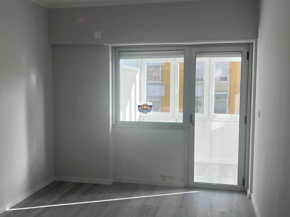 Apartamento T2 para Venda em Oeiras e São Julião da Barra, Paço de Arcos e Caxias Foto 15