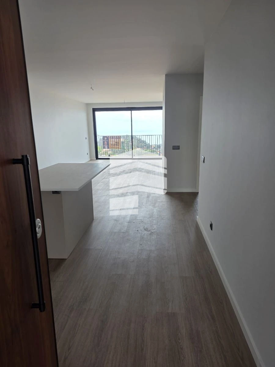 Apartamento T2 para Venda em Santo Antonio Foto 5