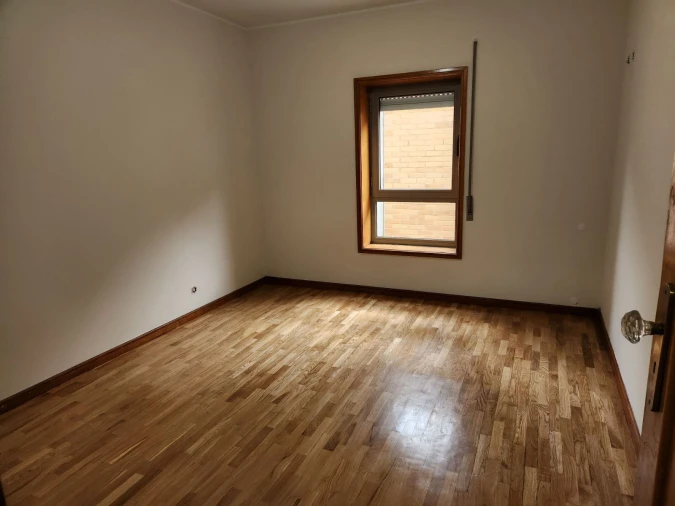 Apartamento T1 para Arrendamento em Coronado (São Romão e São Mamede) Foto 5