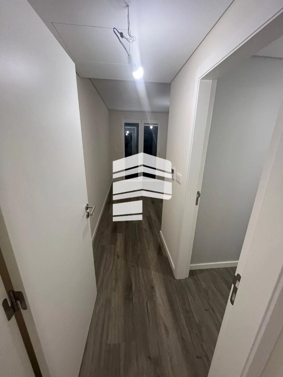 Apartamento T2 para Venda em Funchal (Se) Foto 8