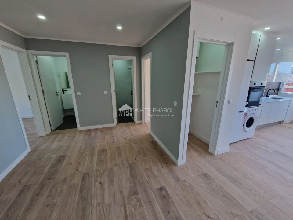 Apartamento T4 para Venda em Águas Livres Foto 17