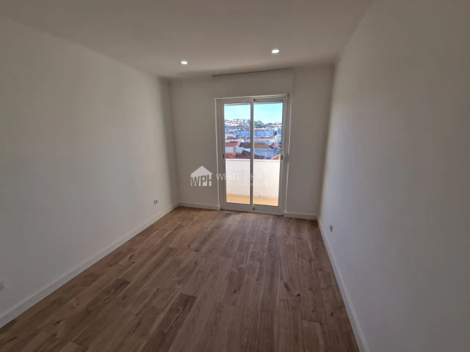 Apartamento T4 para Venda em Águas Livres Foto 14