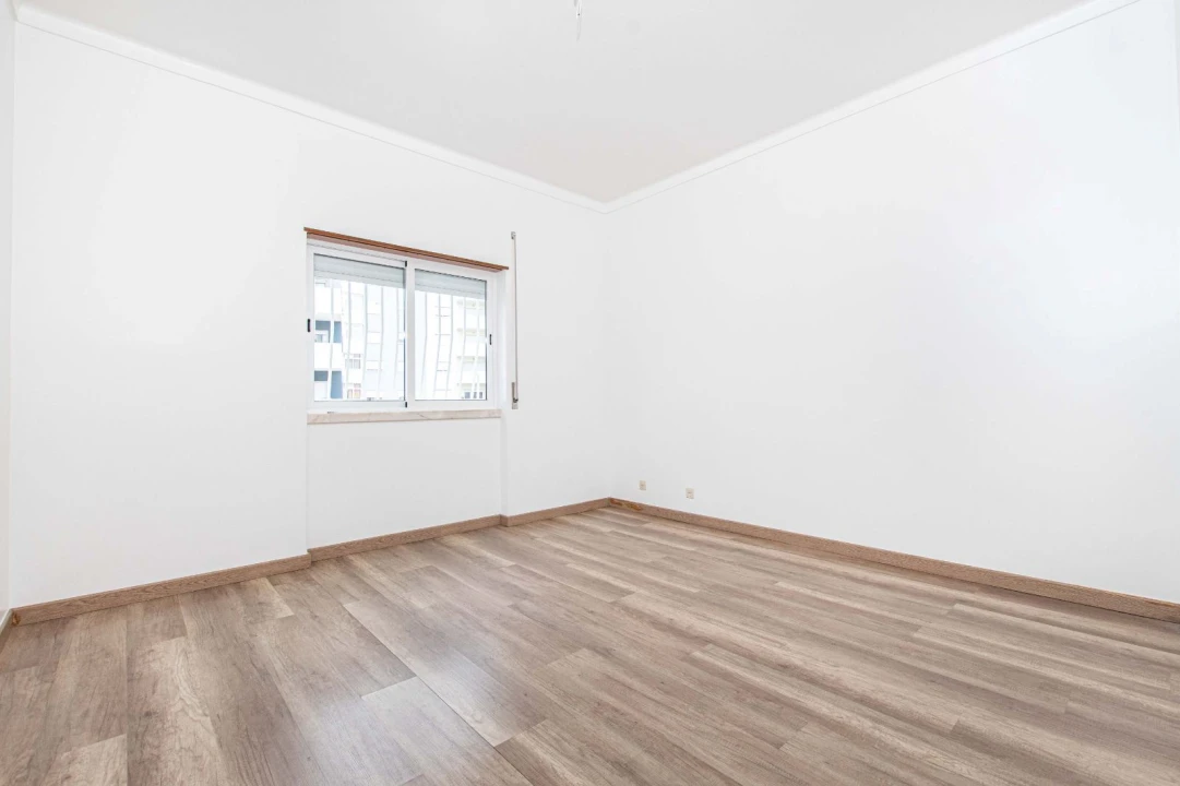 Moradia T3 para Venda em Carregado e Cadafais Foto 9