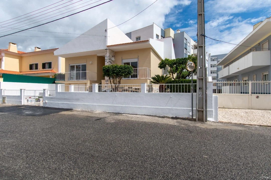 Moradia T3 para Venda em Carregado e Cadafais Foto 19