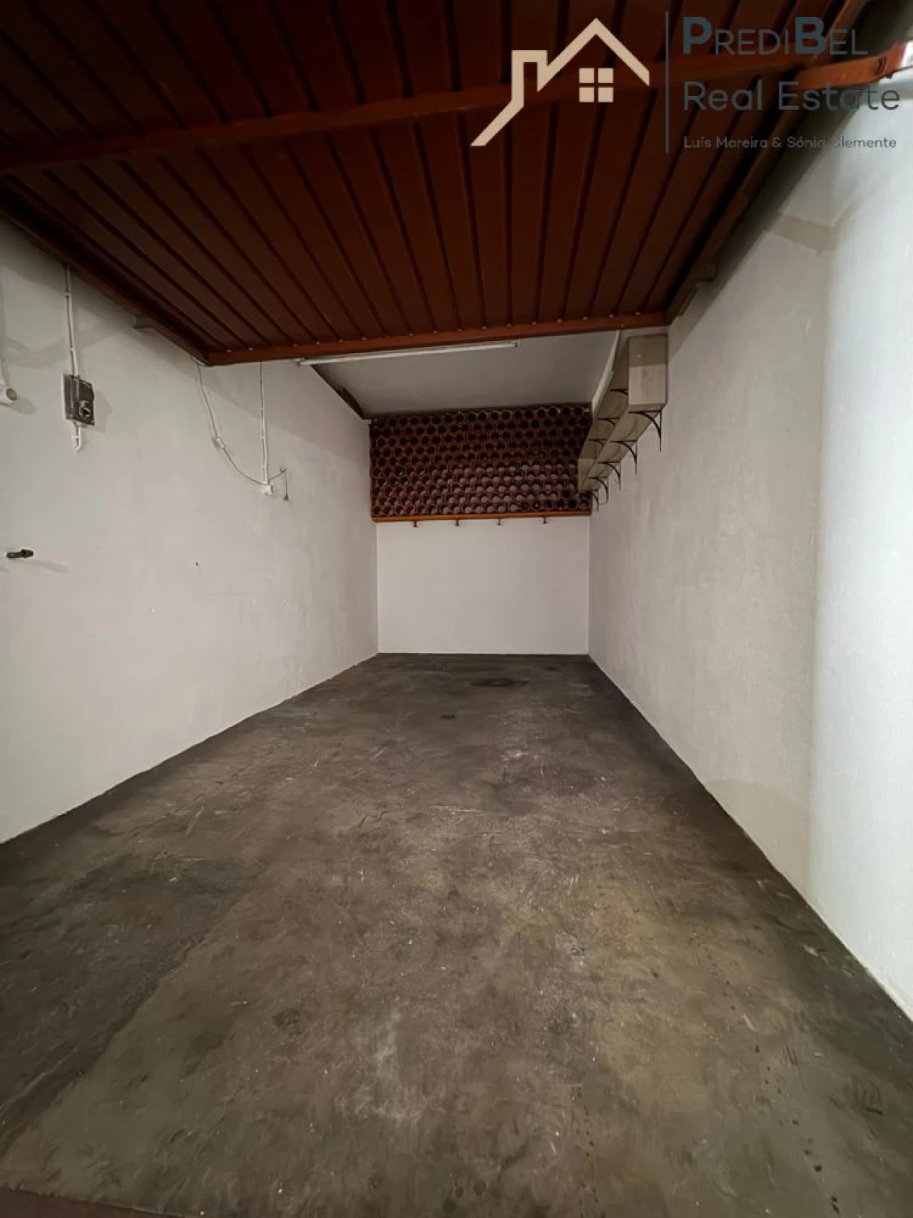 Garagem para Venda em Massamá e Monte Abraão Foto 1