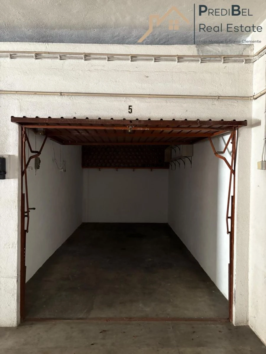 Garagem para Venda em Massamá e Monte Abraão Foto 2