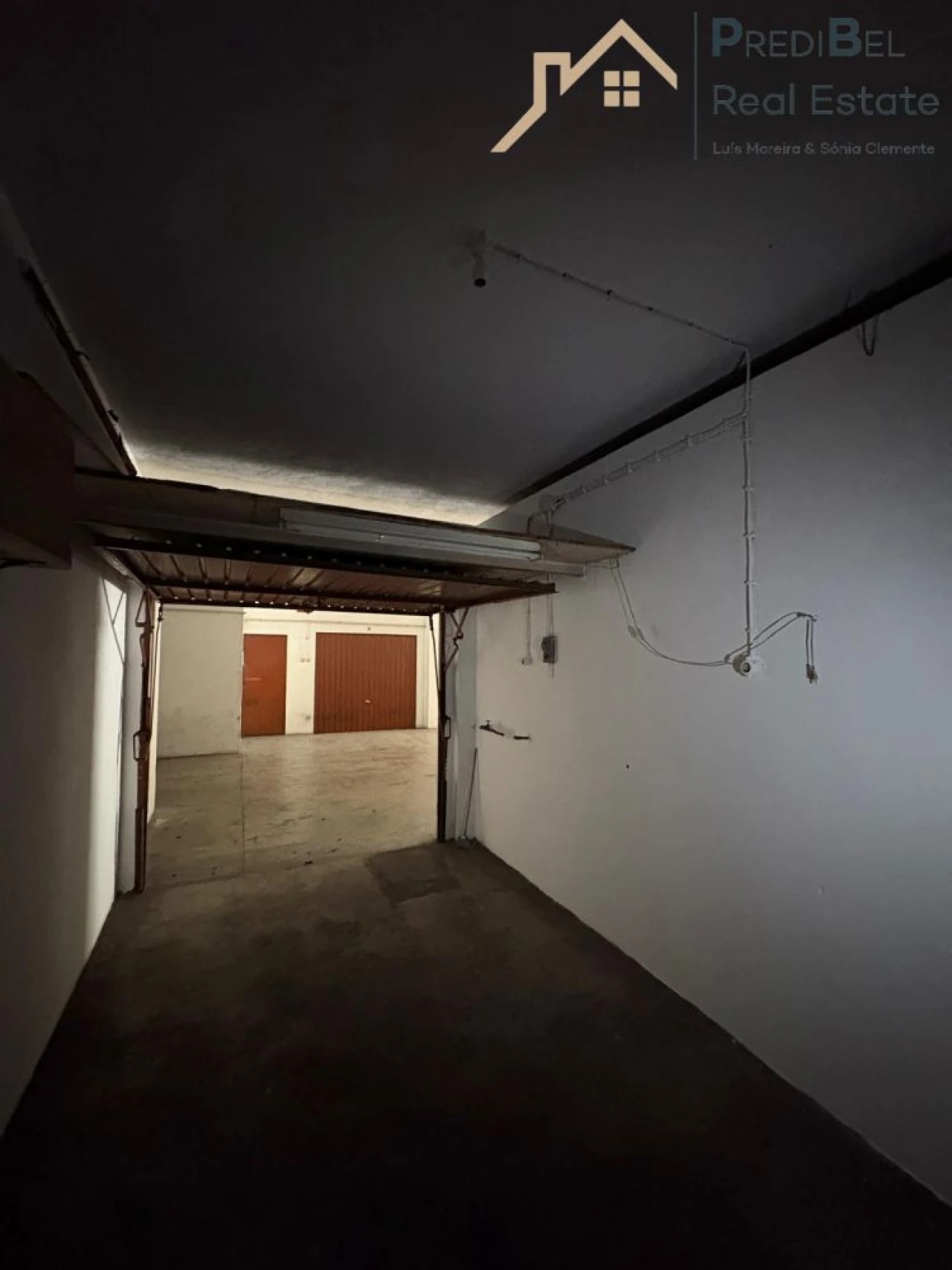 Garagem para Venda em Massamá e Monte Abraão Foto 6