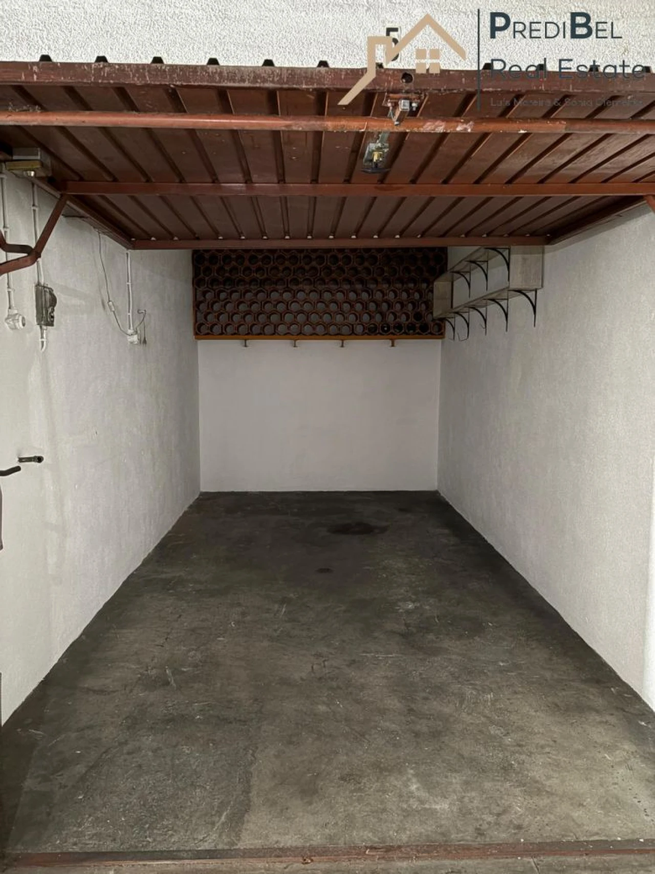 Garagem para Venda em Massamá e Monte Abraão Foto 4