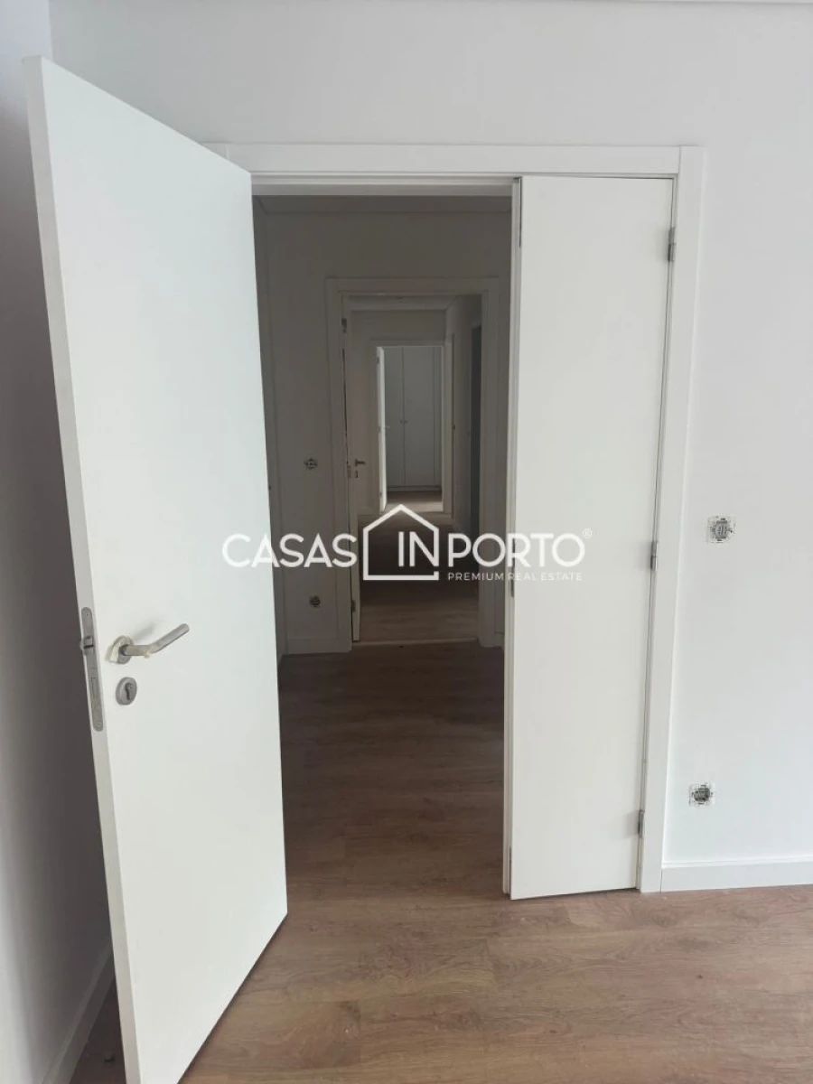 Apartamento T3 para Venda em Canidelo Foto 18