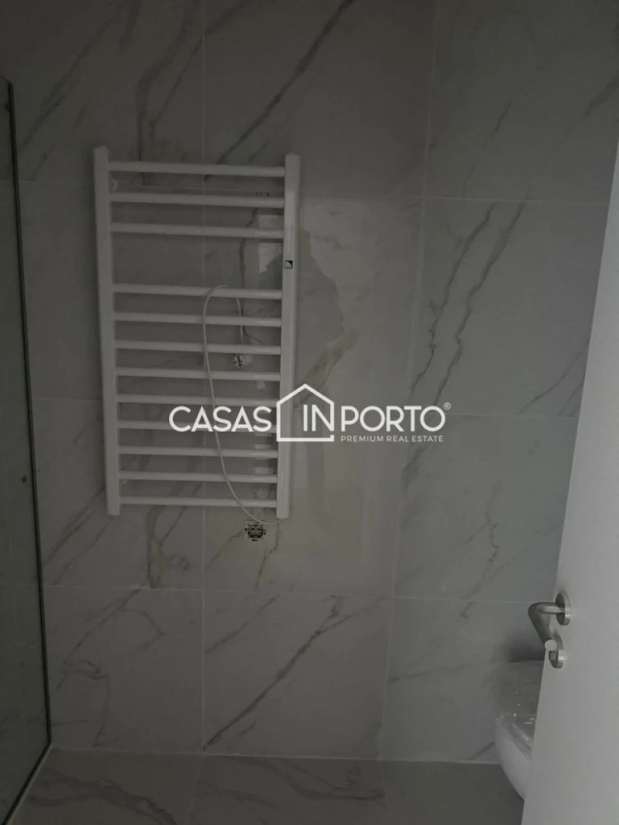 Apartamento T3 para Venda em Canidelo Foto 30