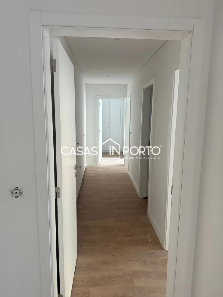Apartamento T3 para Venda em Canidelo Foto 13
