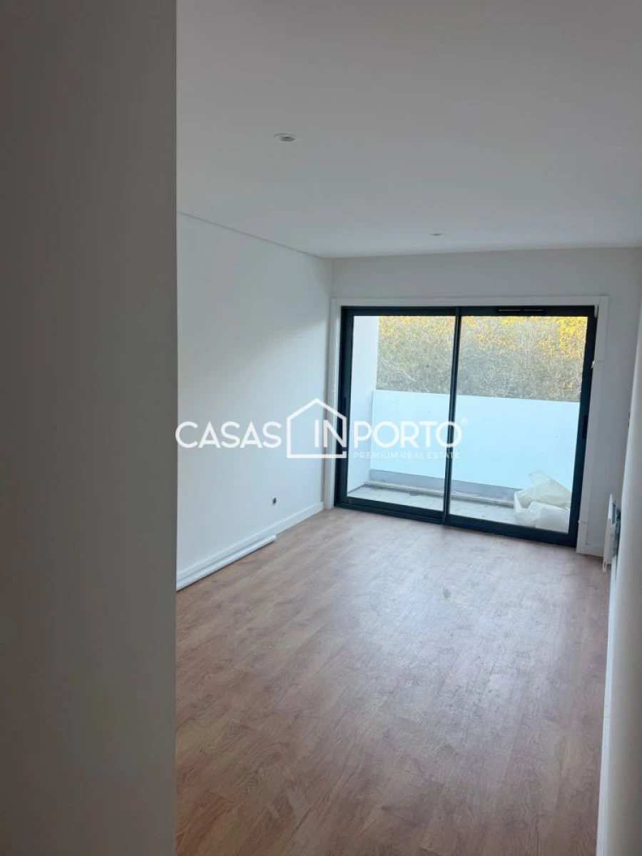 Apartamento T3 para Venda em Canidelo Foto 11