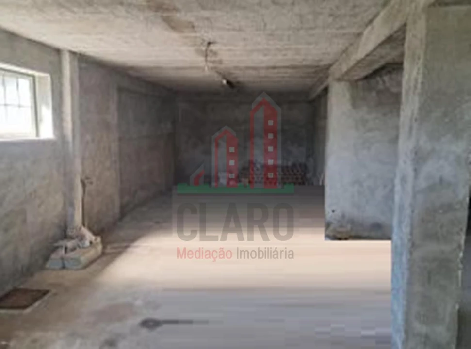 Moradia T3 para Venda em Serpins Foto 26