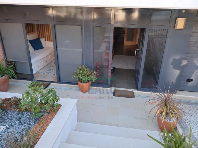 Moradia T5 para Venda em Tavarede Foto 8