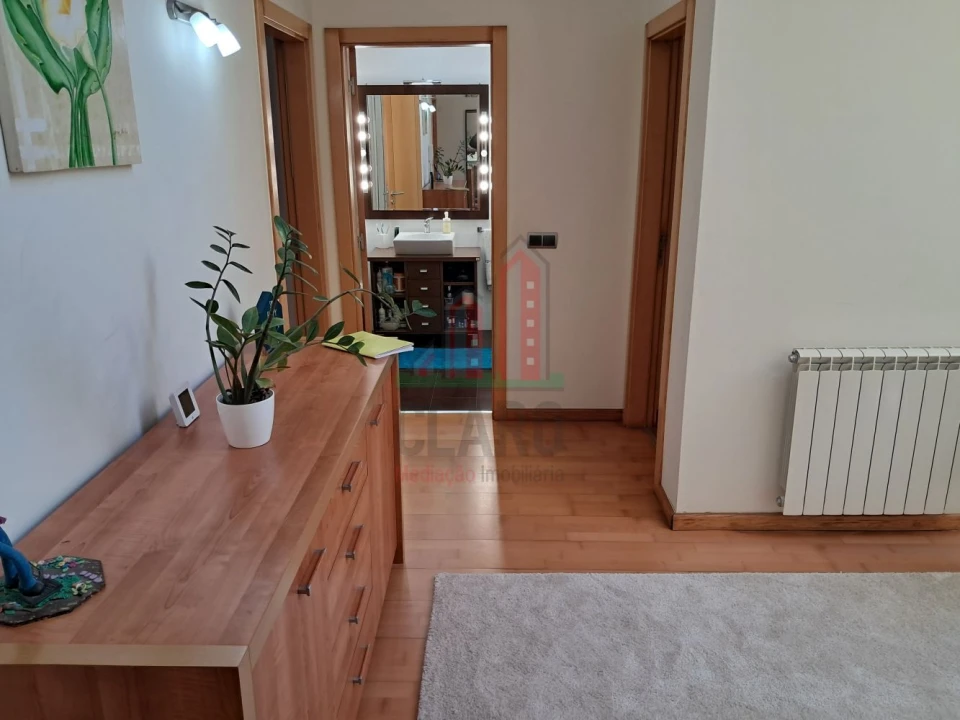 Moradia T5 para Venda em Tavarede Foto 41